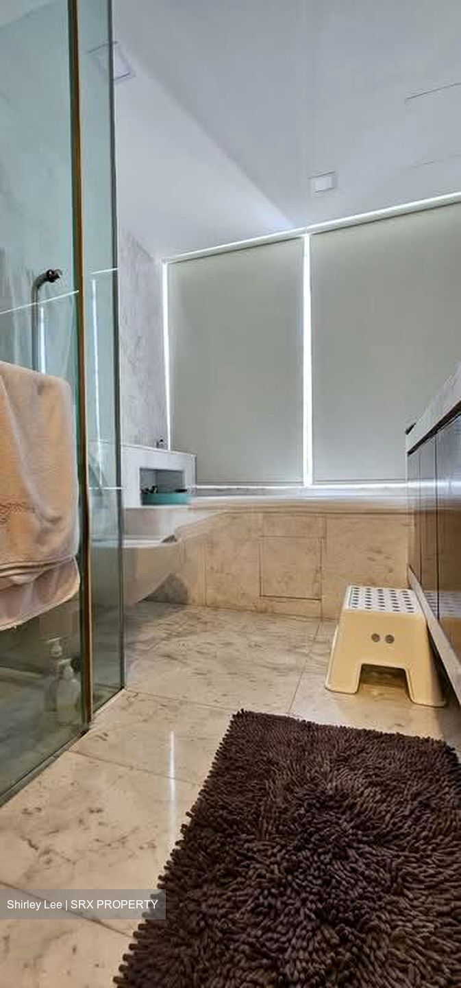 Harbourfront Avenue (D4), Terrace #552016441